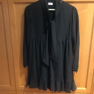 Aritzia wilfred black dress